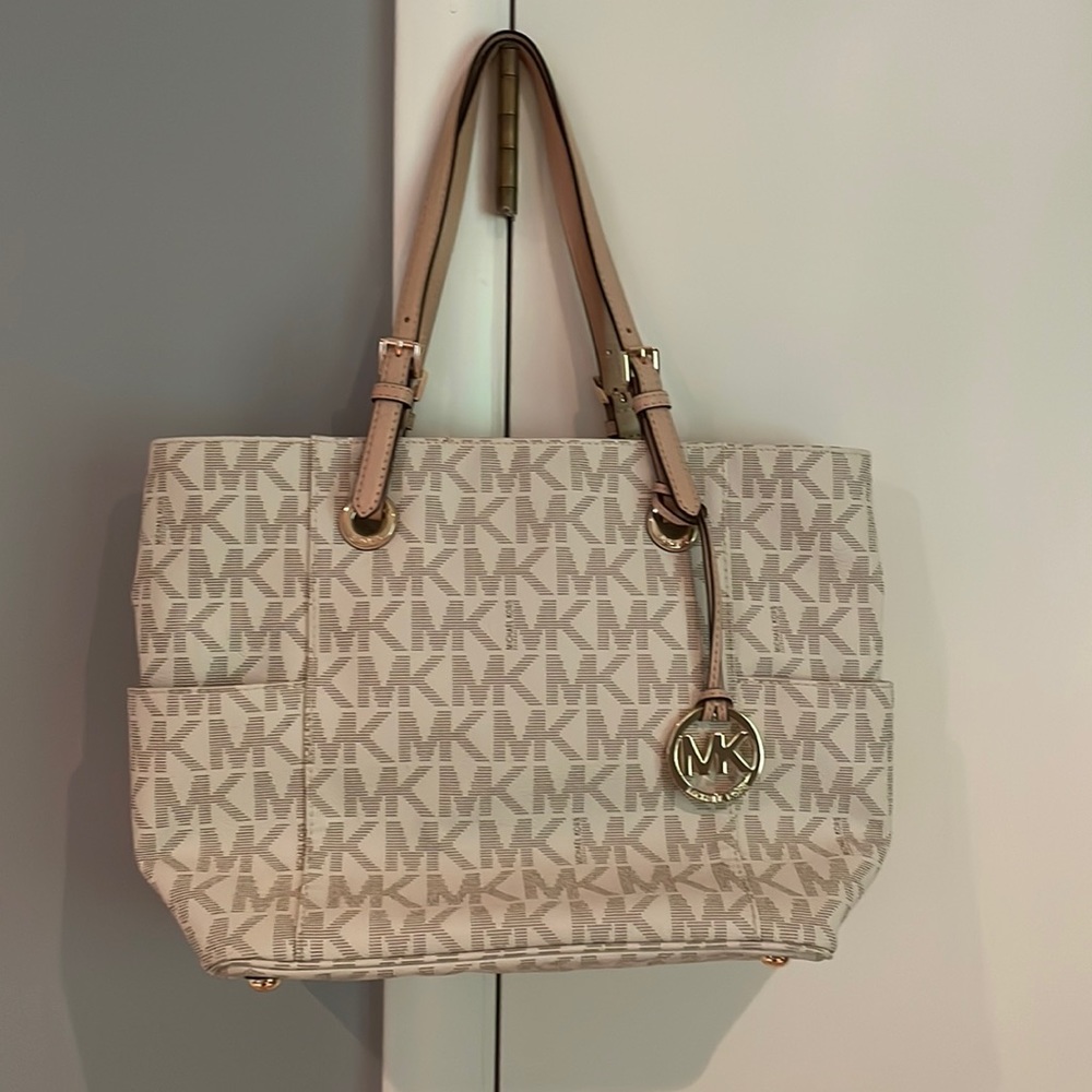 Michael Kors White Classic Tote